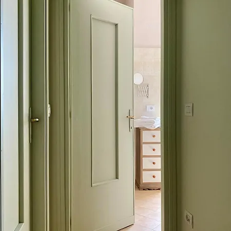 The Olive Tree Vacation In Апартаменты